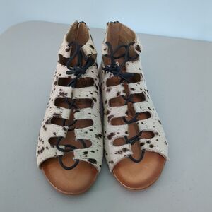 Naughty Monkey Women’s Sandal. Lace Up Ankle Height. Fur Leopard Print g…